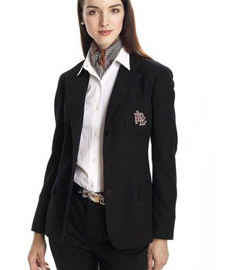 三?？劢浀湔b女西服